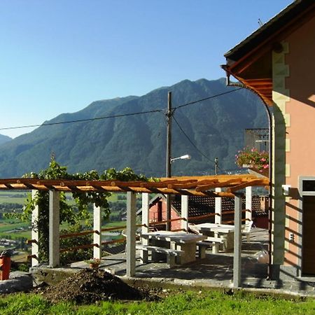 Agriturismo Cantina Carrara Гордола Экстерьер фото